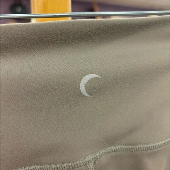 Zyia Ladies 2 Dark Gray Leggings - Picture 3 of 6